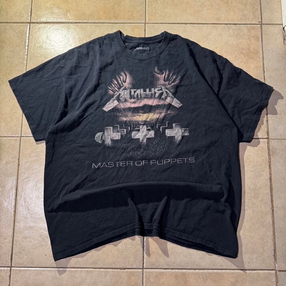 Metallica master of puppets black Tee Size XL in mens